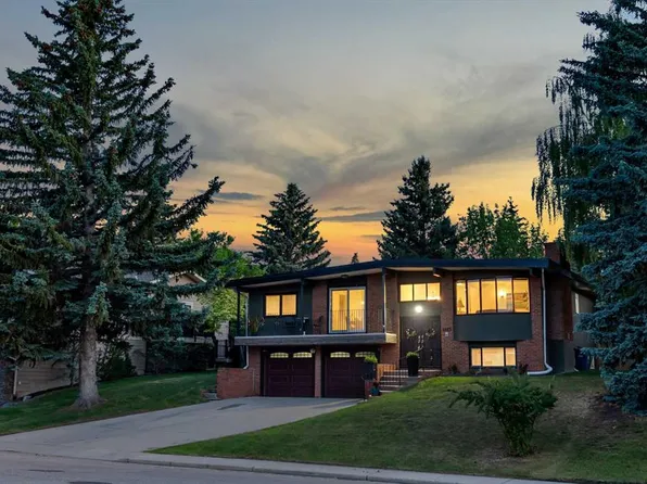 4143 E Varsity Rd NW, Calgary, AB T3B 2Y5