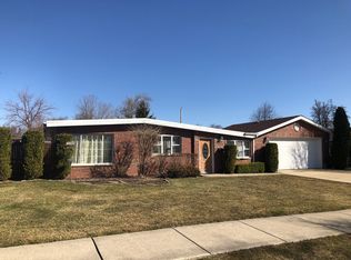 7832 W 98th Pl, Oak Lawn, IL