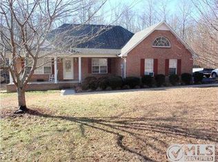 664 Jean Dr, Tullahoma, TN 37388