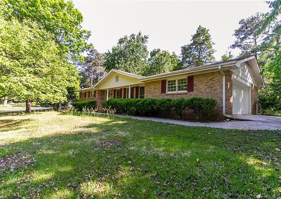 1st image of 2033 Lake Lucerne Dr SW