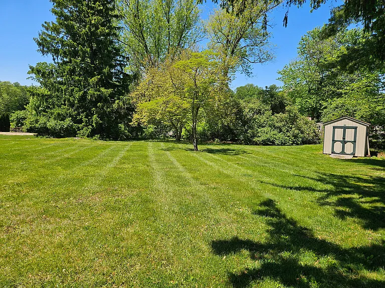1255 Eagle Rd — Photo 4