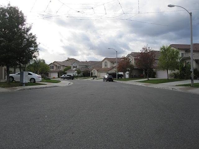2nd image of 28973 Canyon Oak Pl