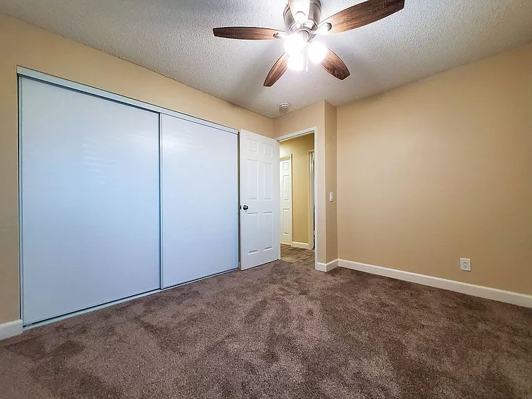 Stoneridge Apartments! — Photo 21