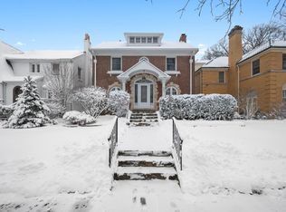 2805 Garrison Ave, Evanston, IL 60201