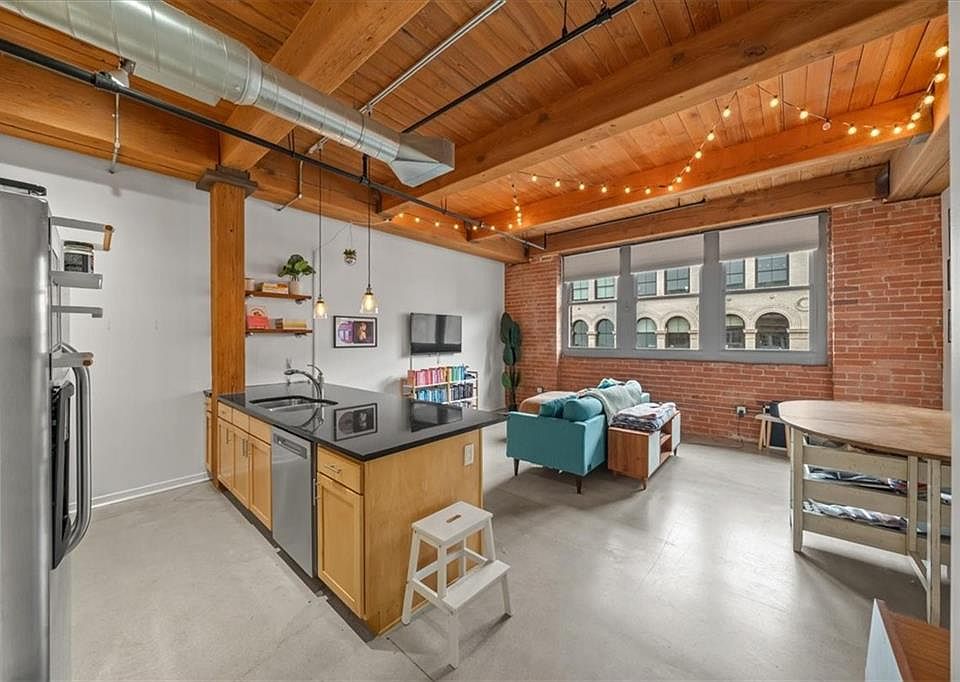 1st image of 712 Broadway Blvd #704