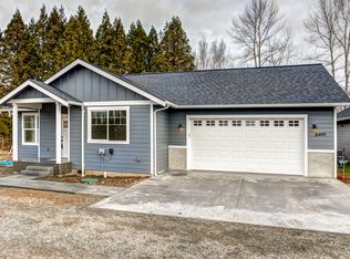 8499 Morningside Dr, Blaine, WA 98230