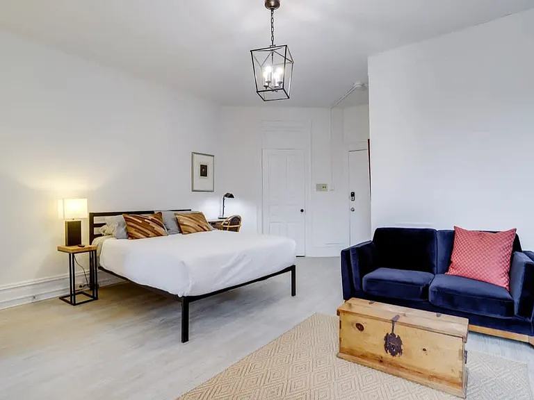 1765 R St NW #302 — Photo 8