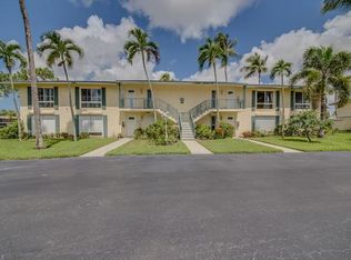 147 Lollypop Ln APT 2, Naples, FL 34112