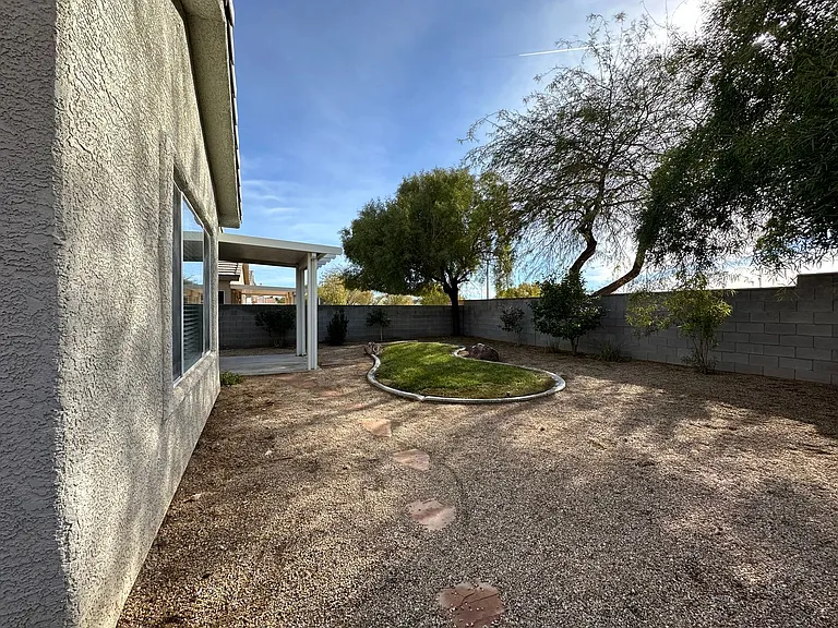 10975 Pumpkin Ridge Ave — Photo 27