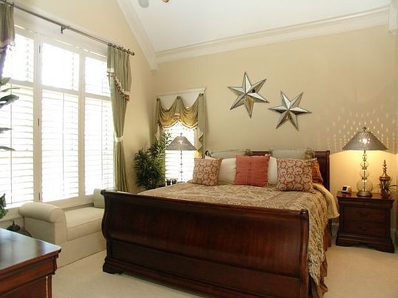3rd image of 8808 Dewland Dr