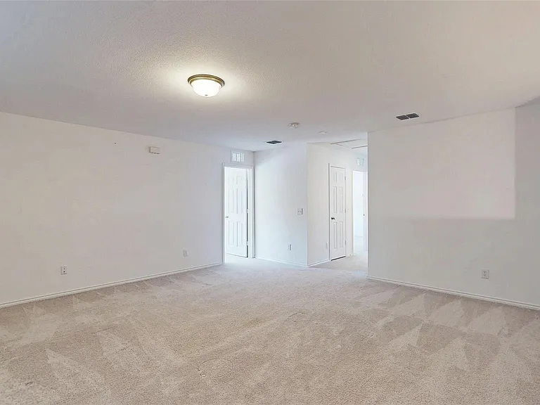 4536 Benham Dr — Photo 22