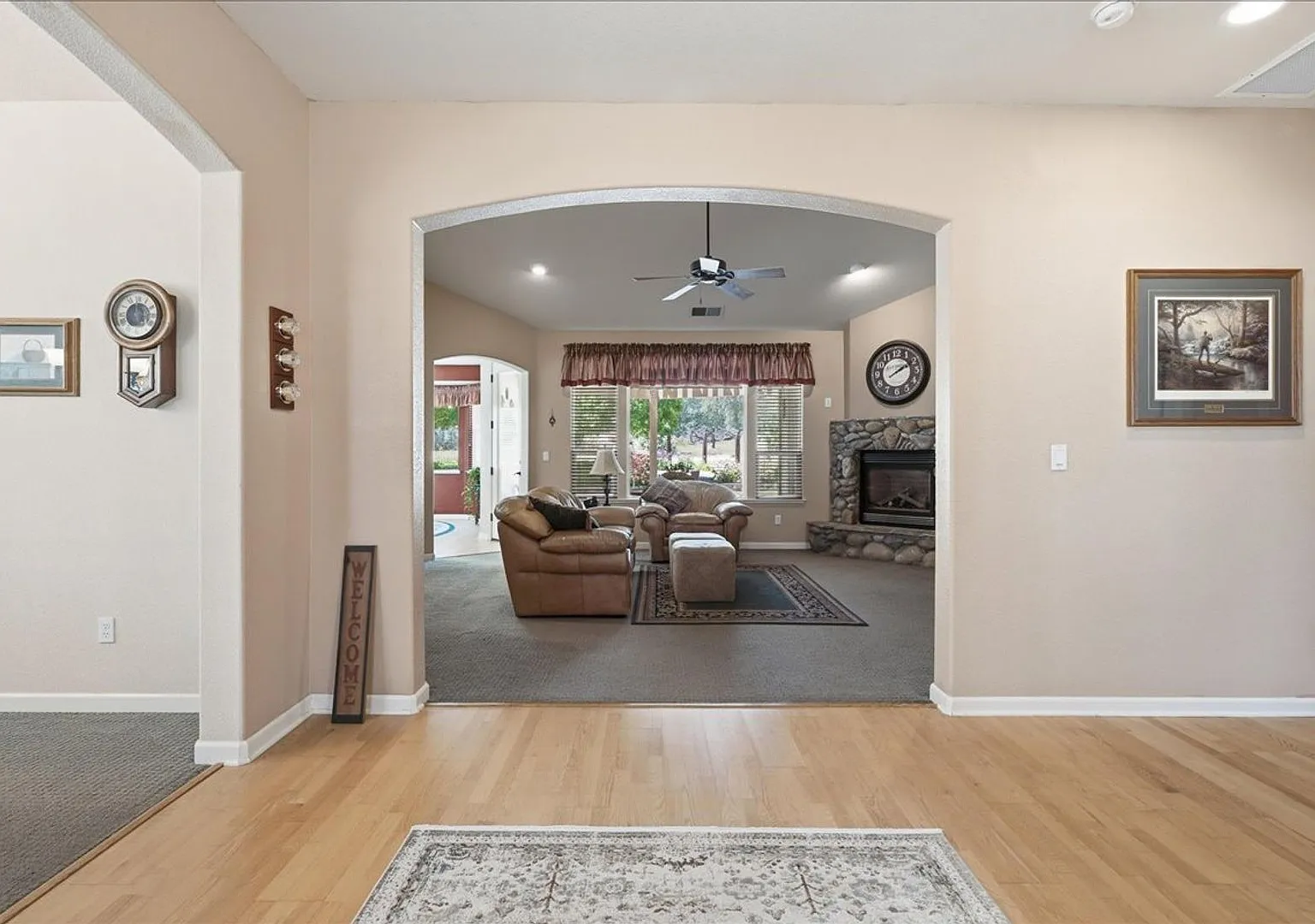 4/2 Cameron Park jewel in Cameron Woods neighborhood! — Photo 2