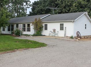 1923 S Rumsey Rd, Osseo, MI 49266