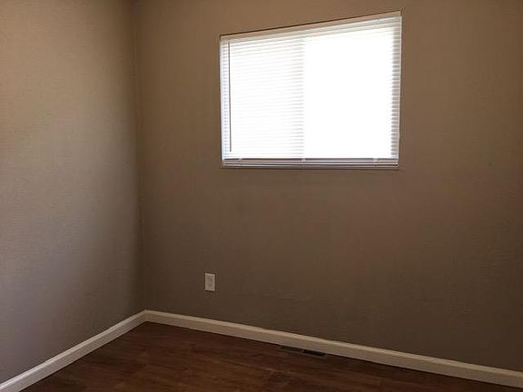 5th image of 7515 Castro Dr
