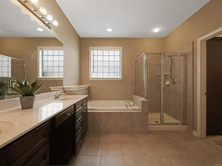 9609 Helmsley Cir — Photo 21