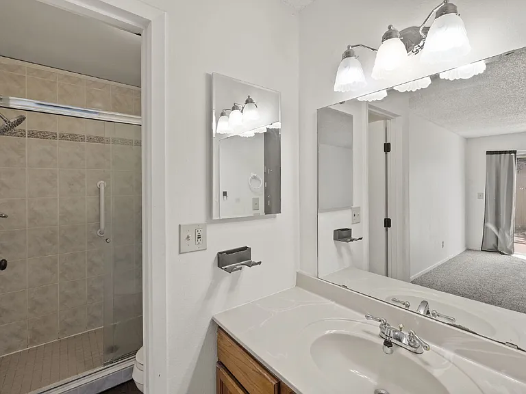 826 San Antonio Pl — Photo 19