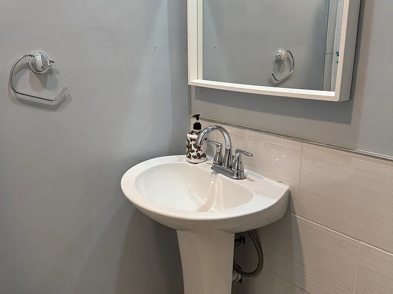 14 N 42nd St #1-2-3 — Photo 3