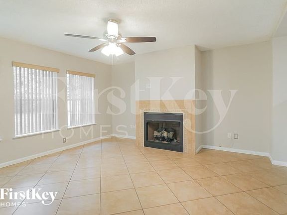 3rd image of 15 Ryken Ln