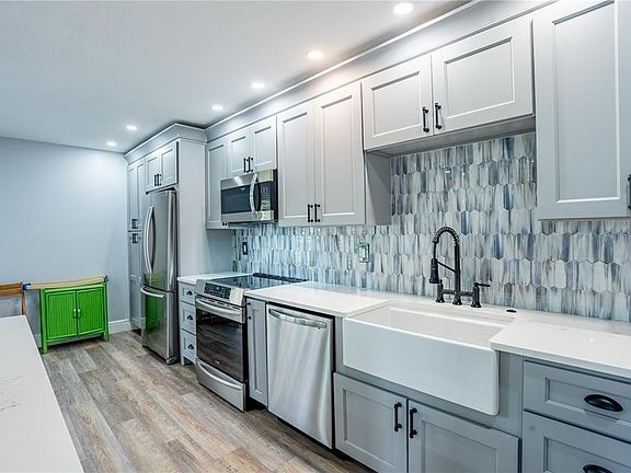 5th image of 1005 S BAYSHORE BOULEVARD #102