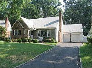 387 Plymouth Rd, Union, NJ 07083