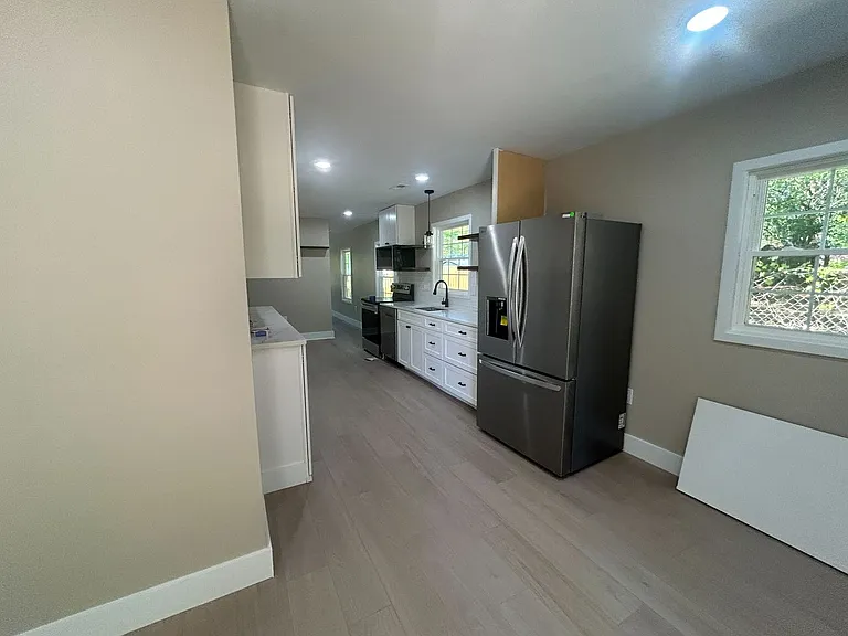100 Dixie Ave — Photo 14