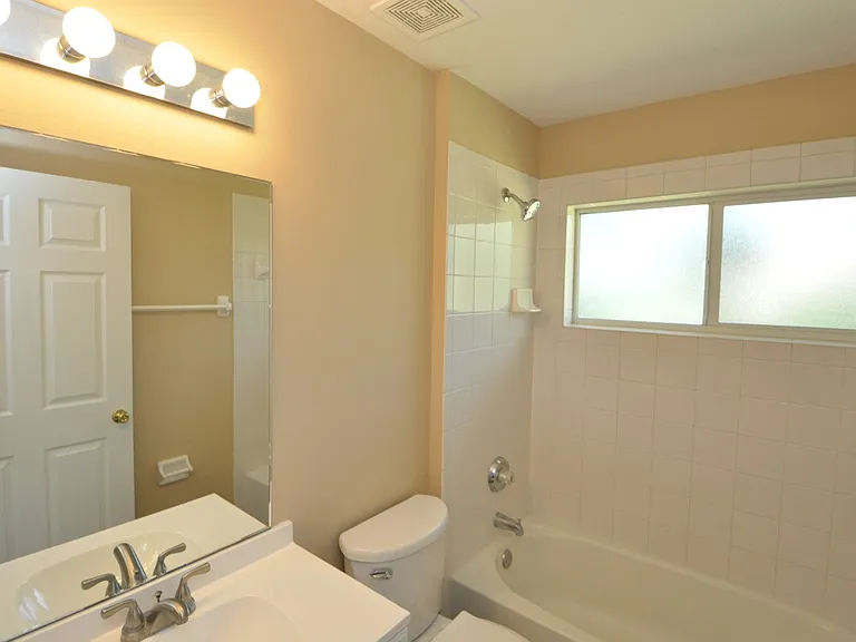 23 Primrose Ln — Photo 24