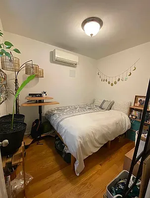 Rented by Corcoran | media 18