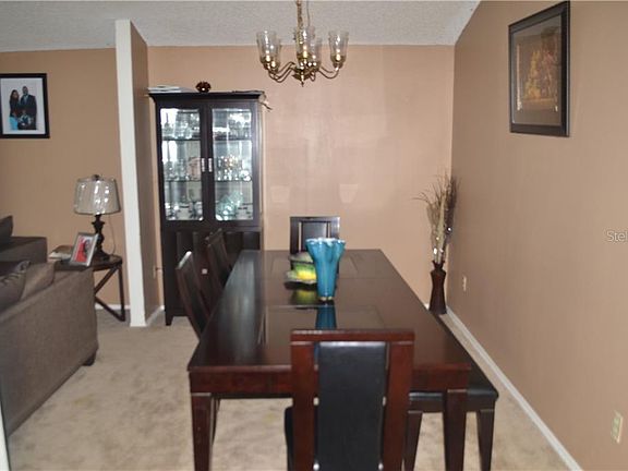 5th image of 6745 Meritmoor Cir