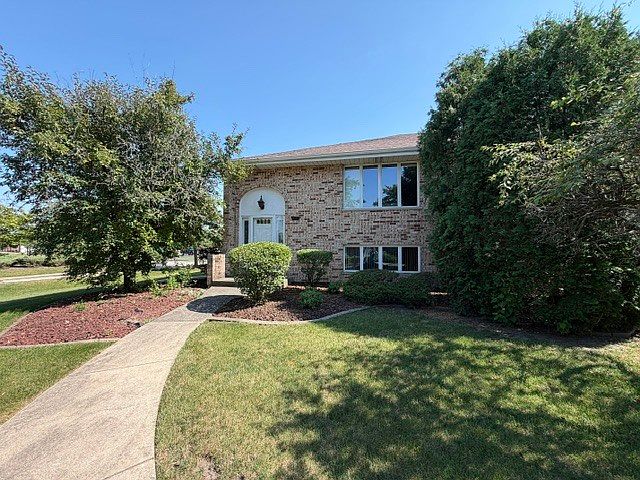 1st image of 7225 W 153rd Ct #7225