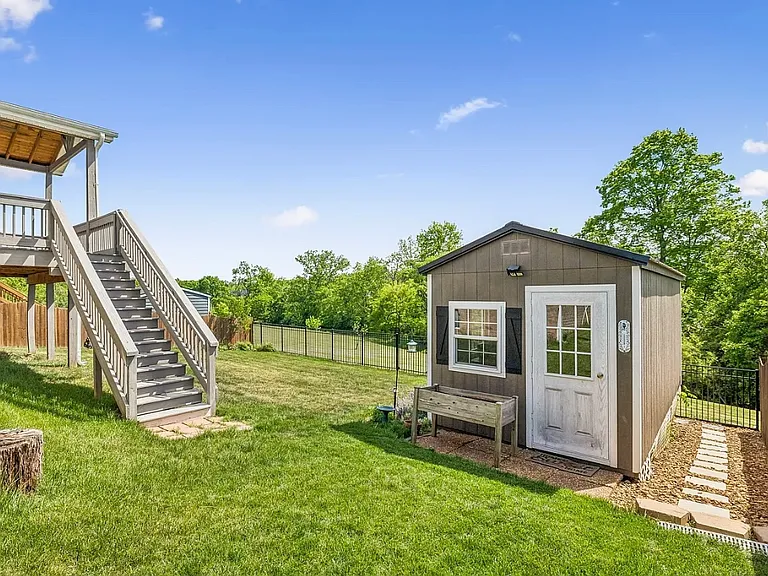 723 Tennypark Ln — Photo 18