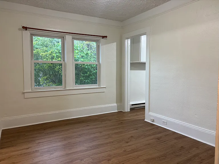 140 Fairview Ave — Photo 7