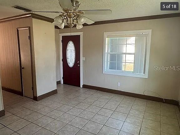 5th image of 1809 Charlow Ct