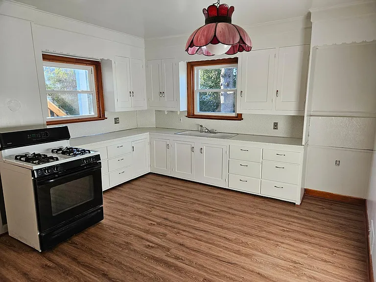 19 York St #19 — Photo 17
