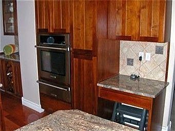 5th image of 22170 124th Ave E