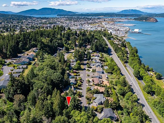 2nd image of 4224 Mitchell Drive