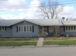 209 Johnson St, Morrison, IL 61270