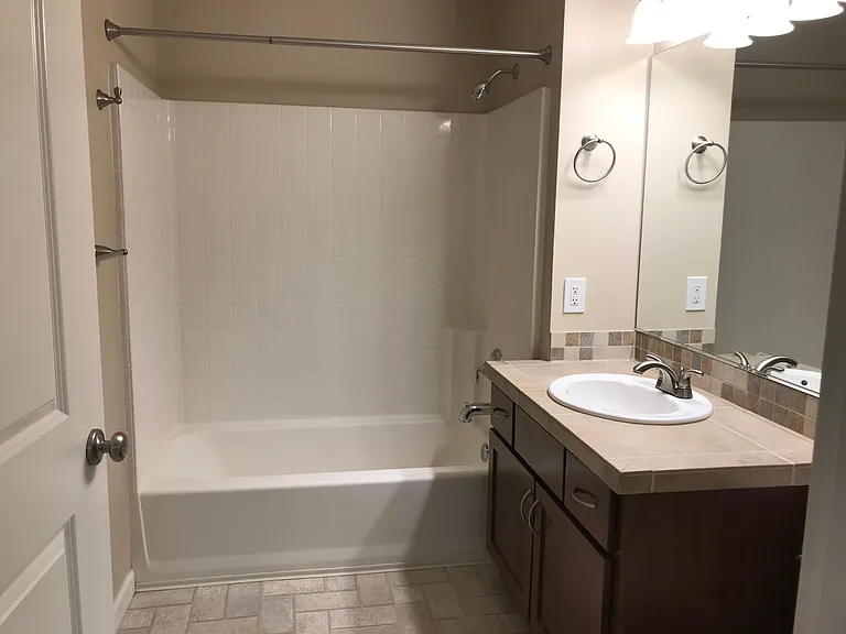 15054 NW Central Dr #806 — Photo 27