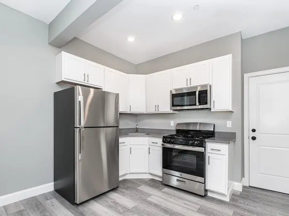 83 Bradstreet Ave #201, Revere, MA 02151