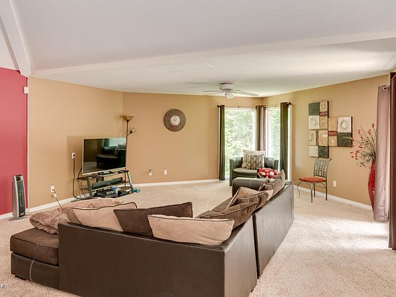 5th image of 2598 Ramblewood Dr