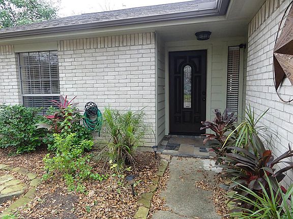 2nd image of 2514 Knoxville Dr
