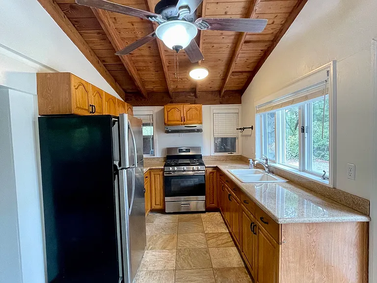 1340 S Grade Rd #B — Photo 3