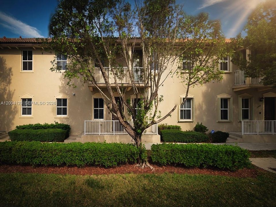 1st image of 11649sw244th St