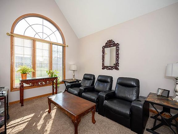 5th image of 3546 W Peddlers Ct