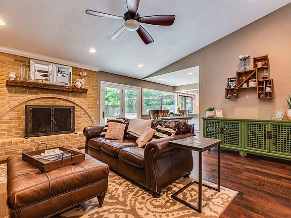 5th image of 11815 Highland Oaks Trl