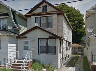 8771 112th St, Richmond Hill, NY 11418
