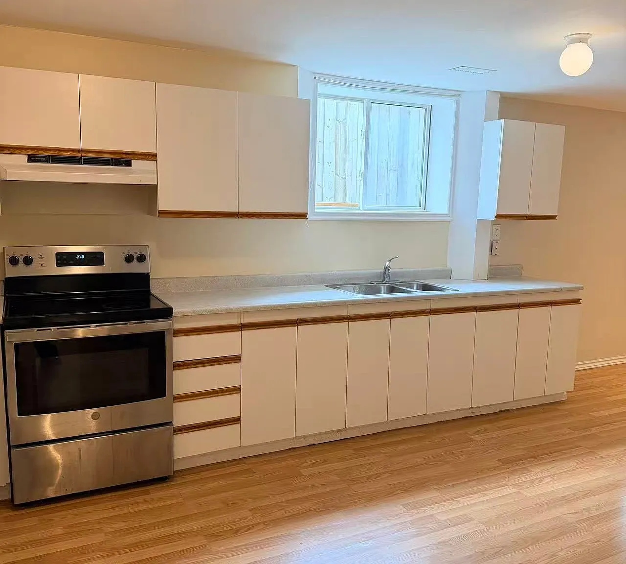 2 bed, $1,699 — Photo 4