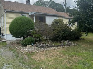37 New London Tpke, Uncasville, CT 06382