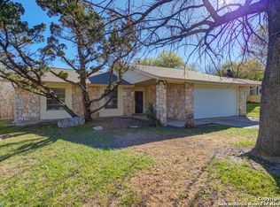 10322 Old Farm Rd, San Antonio, TX 78245