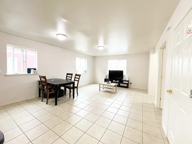 2104 SE Polar Star Way — Photo 9