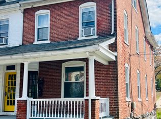 92 Hillside Ave #A, Souderton, PA 18964